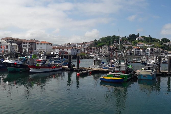 3 Day Basque Country Private Tour - Day 3 into France: Biarritz glamour, Saint-Jean-de-Luz market life, and Hondarribia walls