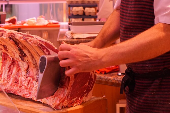 Basque Cooking Experience: Market Tour & Hands-On Class English - Mercado de la Bretxa Market Time: where Basque cooking starts