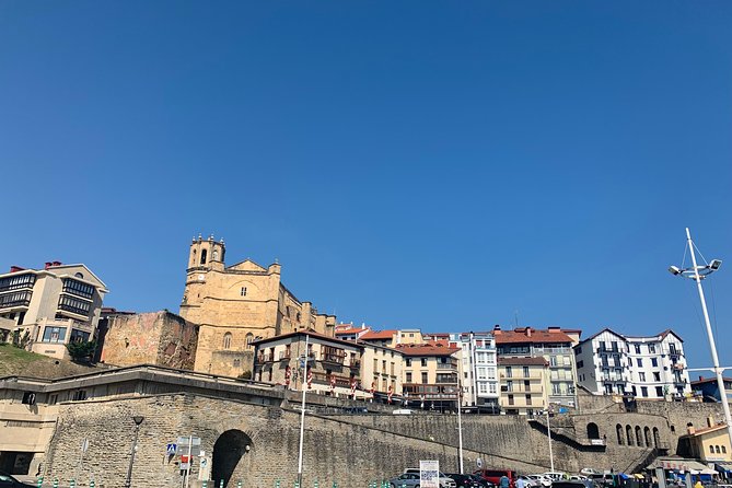 Bilbao, Guggenheim museum and the coastal villages - What Makes the Private Minivan and Live Commentary Matter?