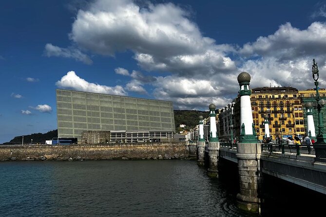 Discover the History, Market, Wine & Pintxos in San Sebastian - Price and value: what you’re paying for