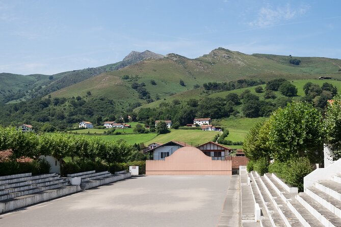 Full Day Private Basque French Countryside from San Sebastian - Louhossoa: crossing into France plus an artisan cookie stop
