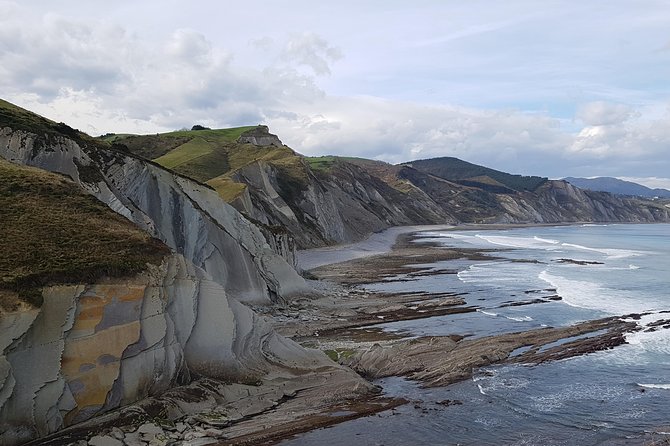 Game of Thrones Basque Coast Locations Tour from San Sebastian - What’s actually included: water, pintxos, tickets, and comfort basics