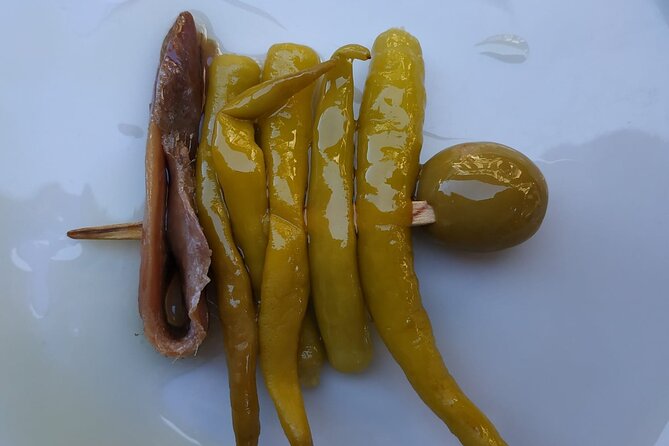 Gastronomic Tour of Pintxos in San Sebastián - Weather and scheduling: the practical part