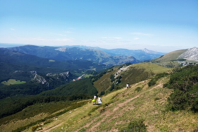 Hike the heart of the Basque country - Guide energy and what you learn along the way