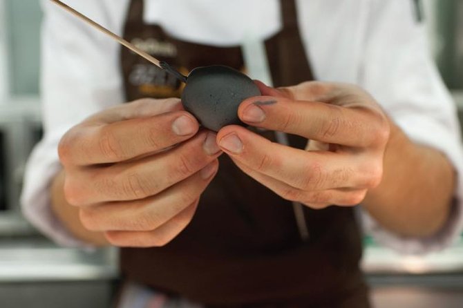 Michelin Star Secrets Cooking Class in San Sebastian - Before the Knives: Hygiene, Aprons, and a Kitchen-Ready Mindset