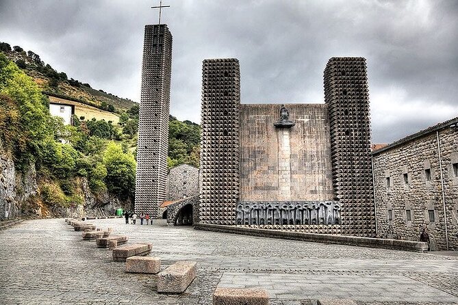 Oñati and Aranzazu Sanctuary Tour From San Sebastian - Why Oñati and Aranzazu fit into one 6-hour day