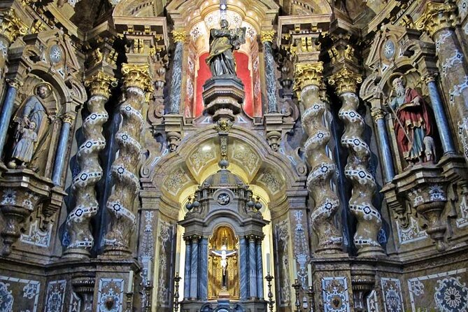 Oñati and Aranzazu Sanctuary Tour From San Sebastian - What “all weather conditions” really means for your day