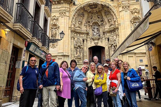Open Food & Wine tours in San Sebastian - Where the tour begins: Constitution Square as your orientation anchor