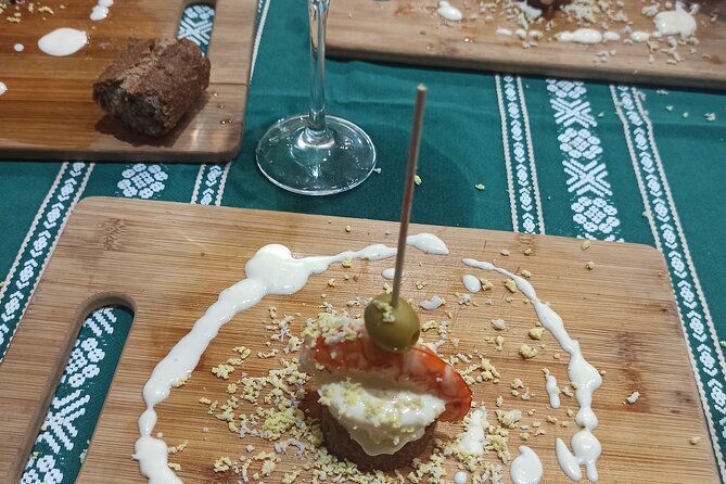 Pintxo Workshop and Fest in the secret kitchen - The final pintxo fest and dessert moment: eating as the reward