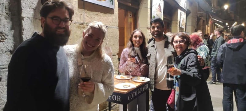 Premium Evening Pintxos Tour in San Sebastian’s Old Town - Small group pacing: why 10 people max matters