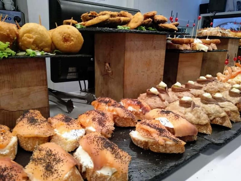 Premium Evening Pintxos Tour in San Sebastian’s Old Town - Who should book this tour, and who might skip it