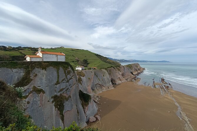 Private Half Day Txakoli Wine Tour & Getaria Fishing Village - Price and value: what you’re paying for