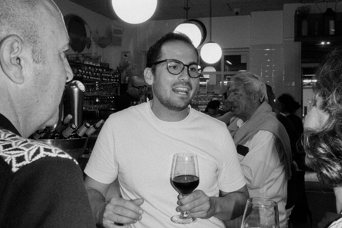 Private Hungry City Walking and Food Tour from San Sebastian - Mercado de San Martín in 30 Minutes: The Weekly Shopping Culture