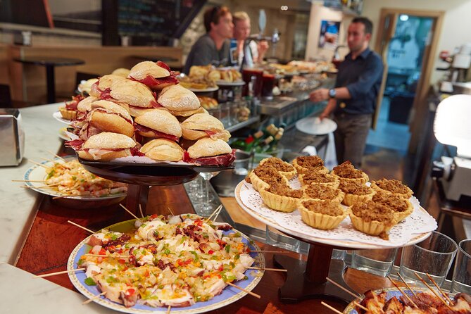 Private San Sebastian Food Tour: Pintxo Tasting & Spanish Wines - The tasting plan: five pintxo bars, D.O. wine pairings, and local cider