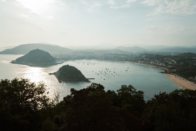 Private San Sebastian Highlights & Pintxos Tour - Monte Igueldo: the city view plus Basque context from above
