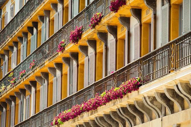 Private San Sebastian Highlights & Pintxos Tour - Peine del Viento and the funicular ride you should not skip