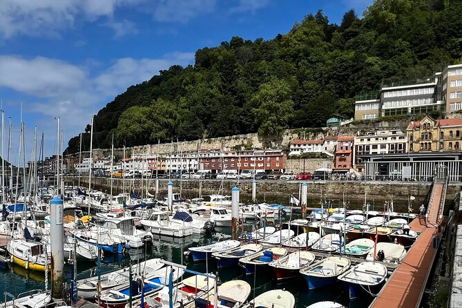 Sampling San Sebastián's History: A Self Guided Audio Tour - City culture blocks you’ll actually feel: Basilica, theatre, and City Hall