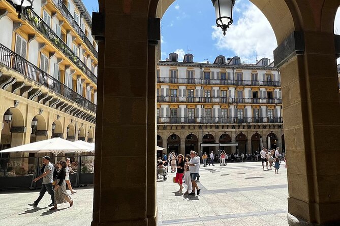 Sampling San Sebastián's History: A Self Guided Audio Tour - Gardens and bay views: Hotel María Cristina to Alderdi Eder Park