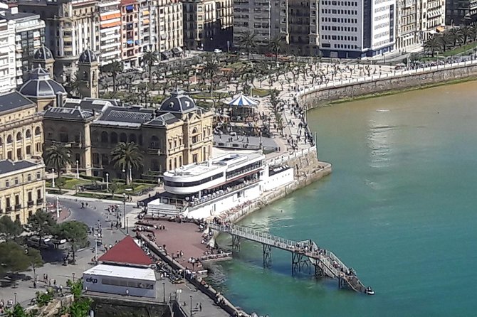 San Sebastian and Biarritz Private Day Tour - San Sebastian Old Town in 3 hours: pinxtos, street life, and the Basque feel