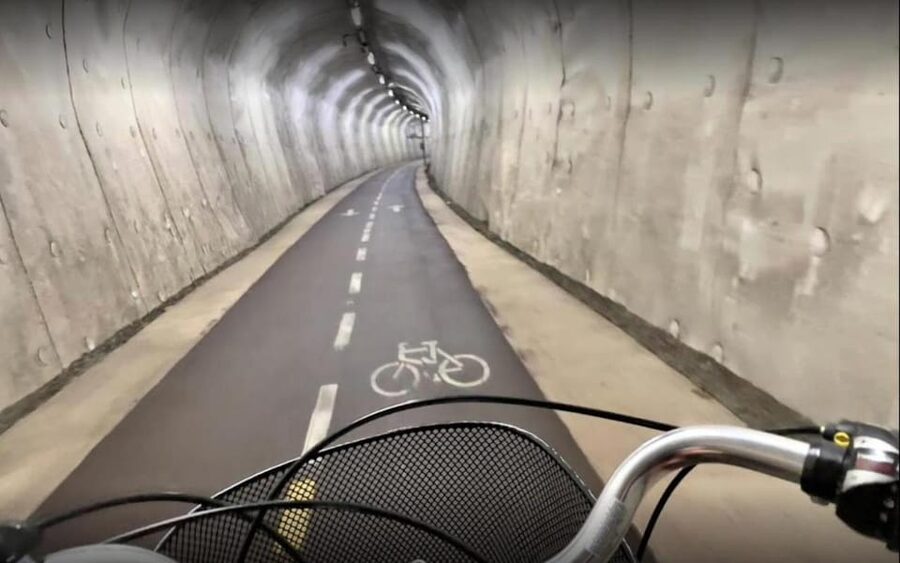 San Sebastian: Bike tour with FREE snack & drink! - Miramar Palace: quick history, real gardens, and a calmer beat