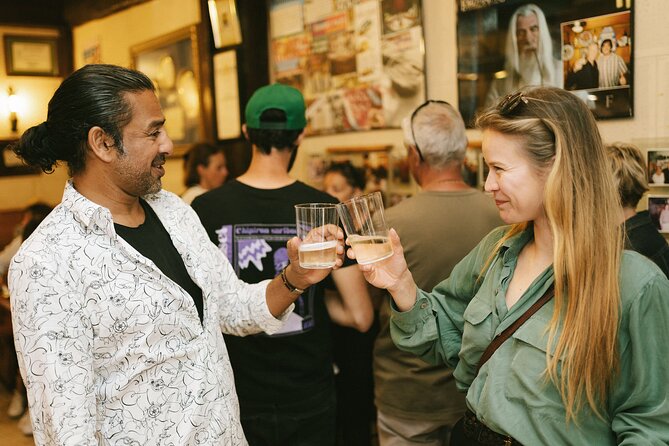 San Sebastian Centro Neighborhood Pintxos & Wine Tour - Key things that make this pintxos & wine tour work