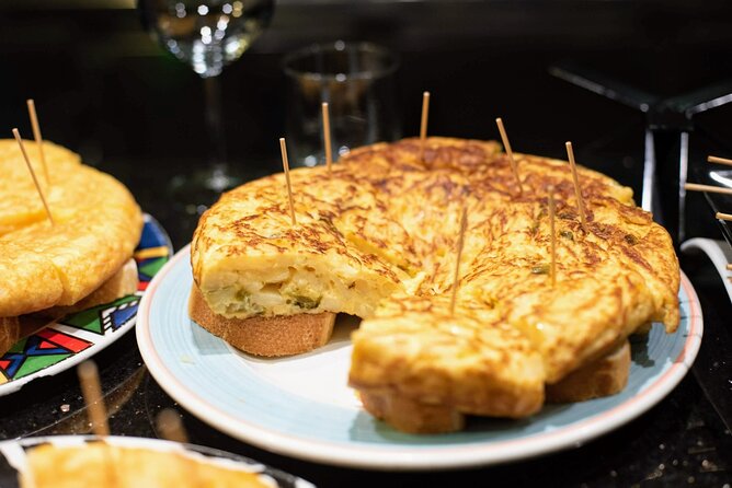 San Sebastian Centro Neighborhood Pintxos & Wine Tour - Centro pintxos: why this route feels more local