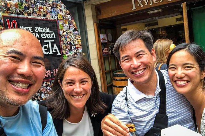 San Sebastián Food & History Tour: Dinner with a Local Twist - Parte Vieja pintxos and history, guided by Eskerne