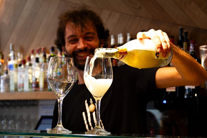 San Sebastian Food & Pintxos Tour with 12 Food & Drinks Tastings - The 12 Food and Drink Tastings: What You’ll Actually Be Eating