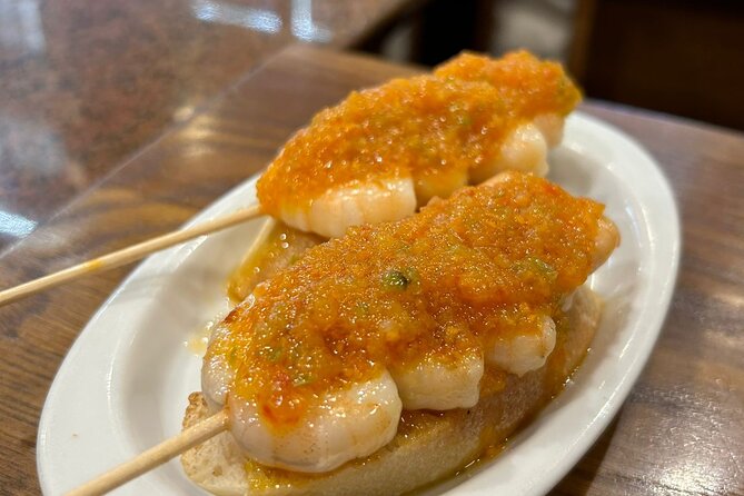 San Sebastian Food Tour: Pintxos, Drinks, and Tapas with a Local - San Vicente Finish: Basque Cheesecake’s Burnt, Custard-Style Difference