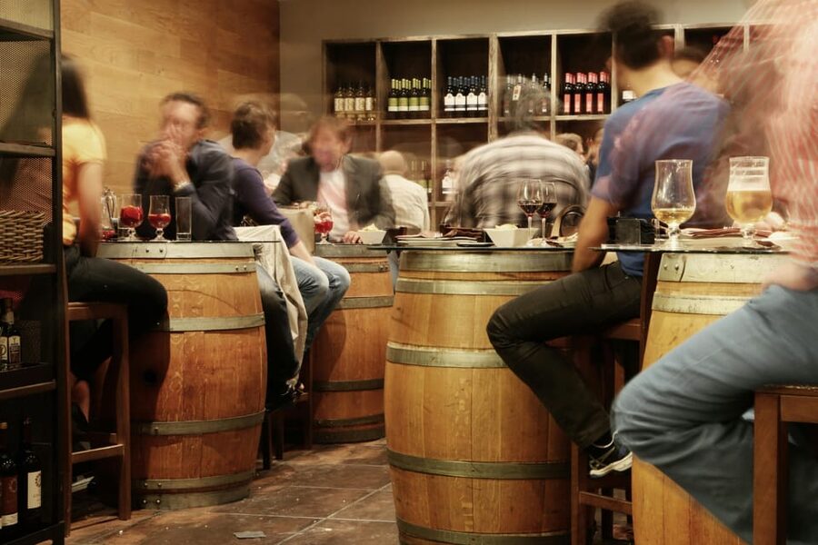 San Sebastian: Historical Walking Tour with Pintxo and Drink - Key highlights to know before you go
