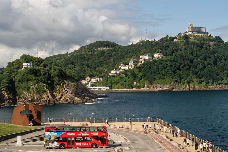 San Sebastian: Hop-On Hop-Off City Tour Bus - Key things I’d bookmark before you ride
