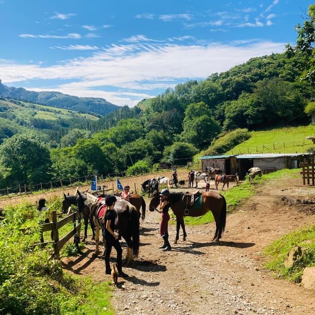 San Sebastian: Horseback Riding & Traditional Delights - The mountain-inn lunch: Basque set menu with wine, water, and bread