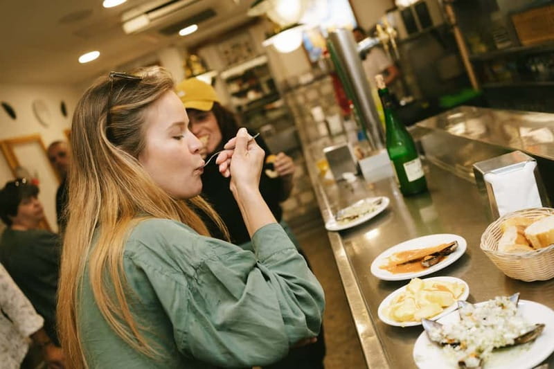 San Sebastian: Pintxos and Wine Tour - Stop 3: Txepetxa Taberna and the anchovy that changes minds