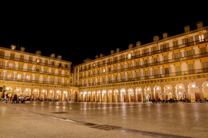 San Sebastian: Private custom walking tour with a guide - Meeting pickup and timing: small logistics that save your day