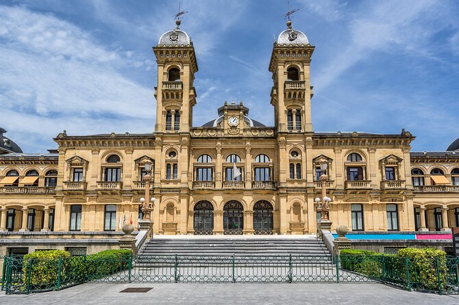 San Sebastian Scavenger Hunt & Highlights Self Guided Audio Tour - Stop-by-stop: the San Sebastián highlights you’ll actually walk through