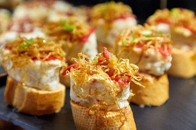 San Sebastian Walking and Food Tour - The Main Eat-and-Win Period in Fermin Calbeton Kalea Bars