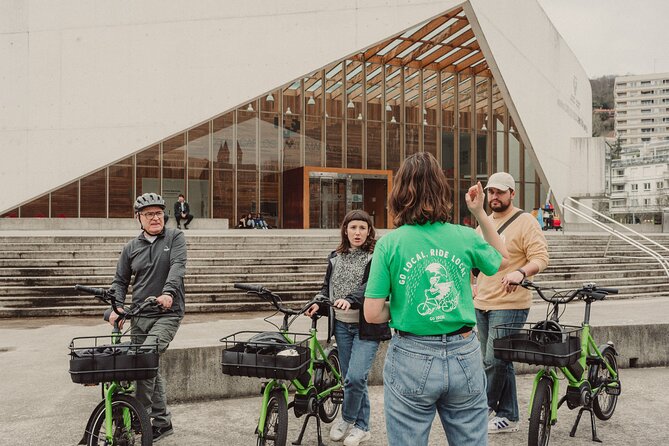 Small-Group Electric Bike Tour in San Sebastián - Why the guides really make the tour worth it