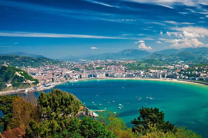 Sunrise SUP tour & breakfast - Private stand up paddle boarding experience - Getting started in San Sebastián: pickup and meeting setup