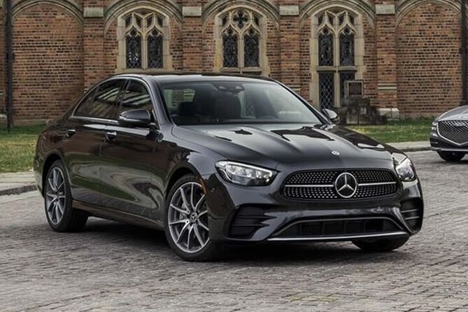 Transfer Bilbao or San Sebastian Airport to San Sebastian by Car - The Mercedes-Benz E-Class Ride: Comfort and a Calm Pace